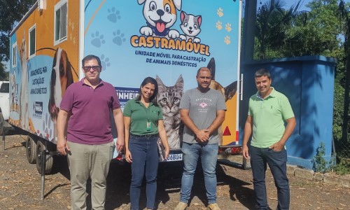 Castramóvel da Prefeitura de Pinheiral recebe o Conselho Regional de Medicina Veterinária 